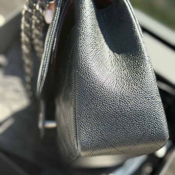 Chanel caviar large double flap bag - Picture 7 of 8